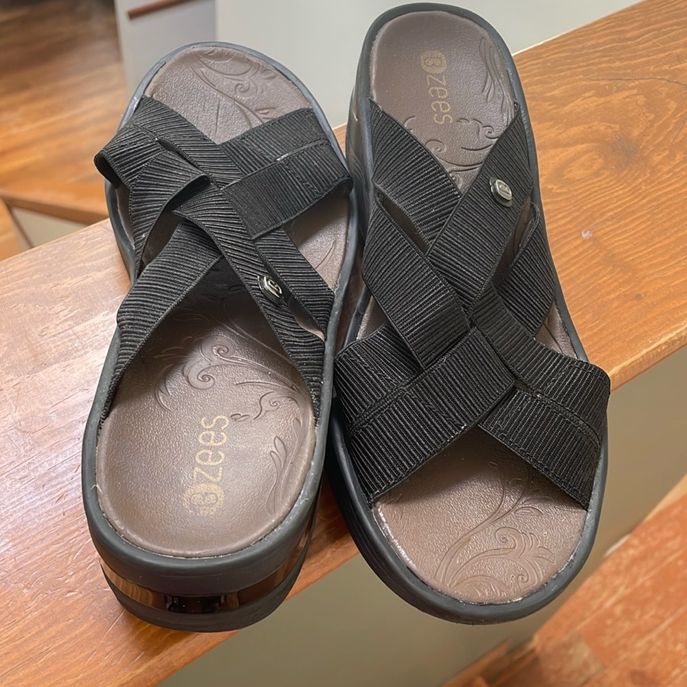Bzees Disco Sandal Slides 7.5M